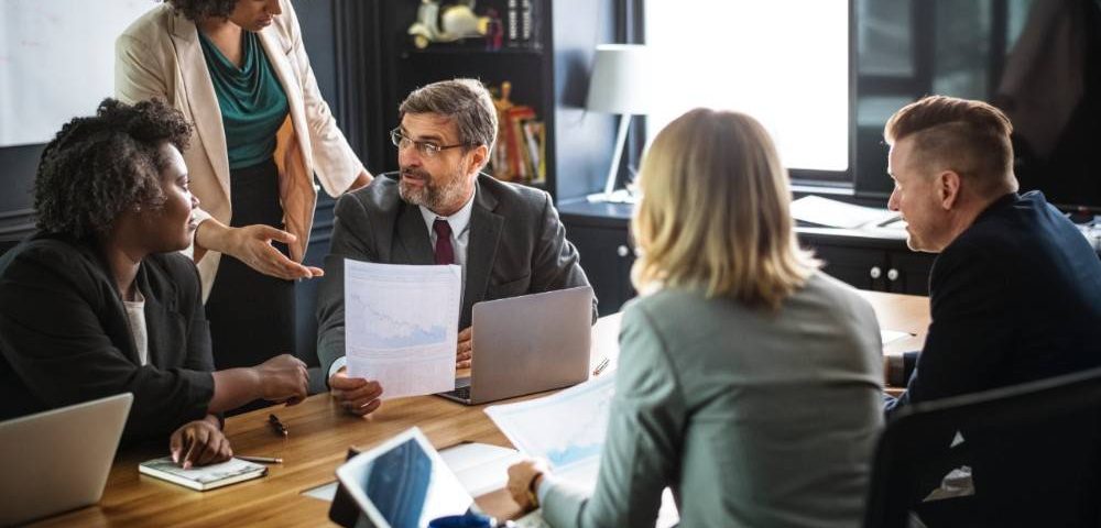 Why Emotional Intelligence Is The Secret Weapon Top Salespeople Use To Maximize Performance